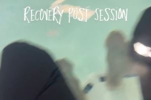 冰凉体验🥶詹姆斯自拍晒泡冷水浴：训练后的恢复