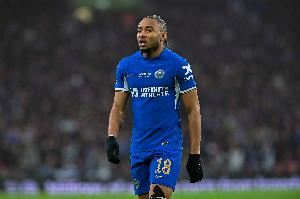 记者：拜仁对签下恩昆库持乐观态度，球员明确表态想要离队