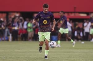 马卡：缓解财政压力且同位置人手充足，巴萨愿出售卡萨多与费尔明