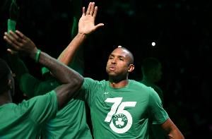 Stein：霍福德将错过勇士媒体日 他得等库明加事件完全解决