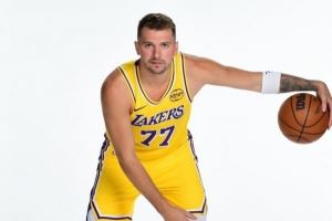 洛杉矶的新篇章！东契奇晒新赛季定妆照：生涯第8个赛季